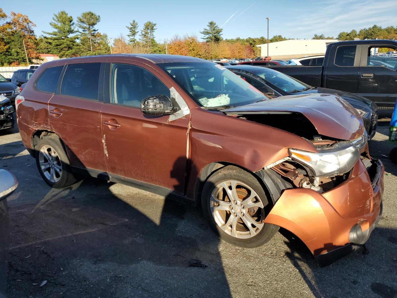 2014 MITSUBISHI outlander