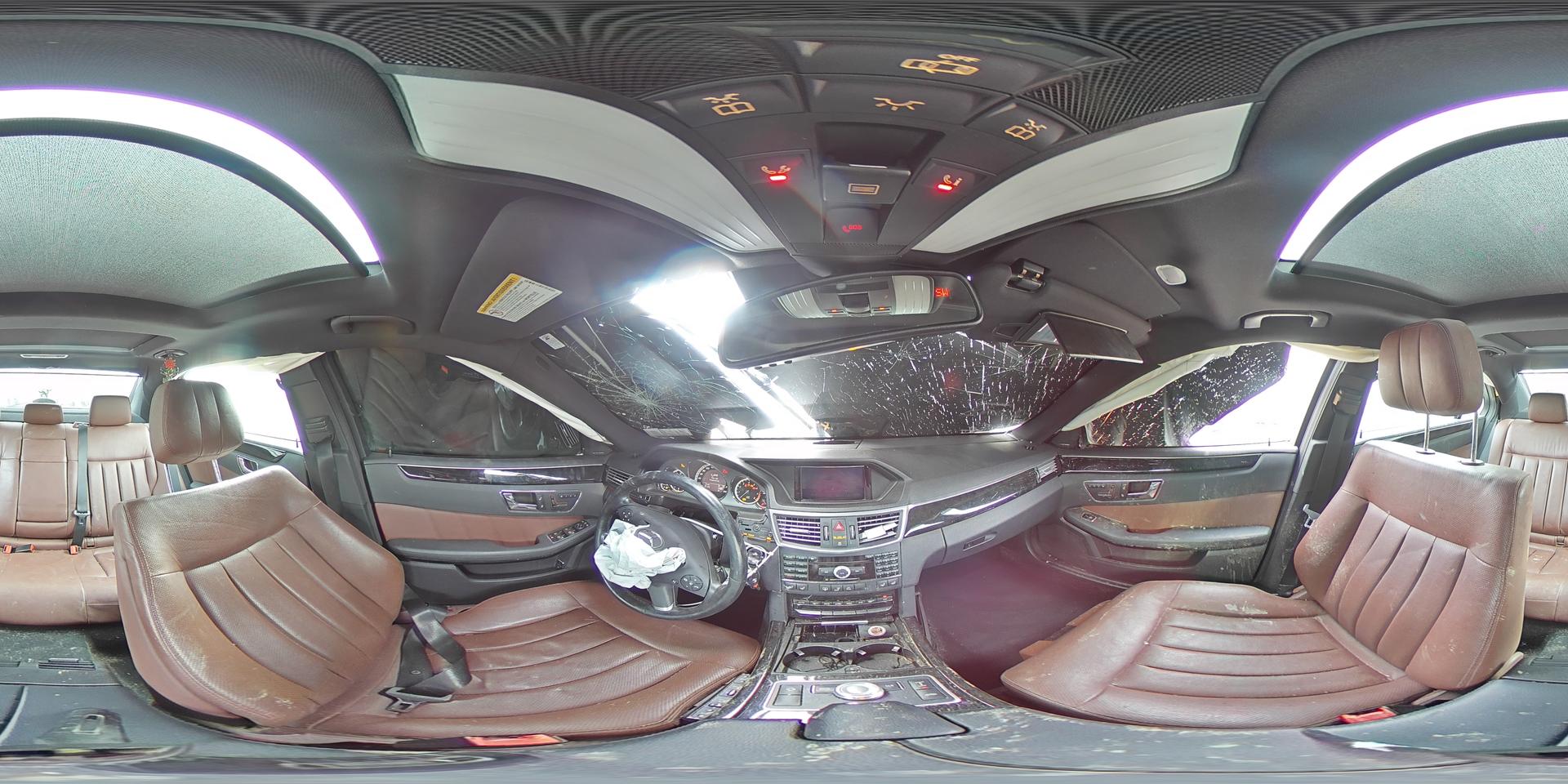 2010 MERCEDES-BENZ E-Class