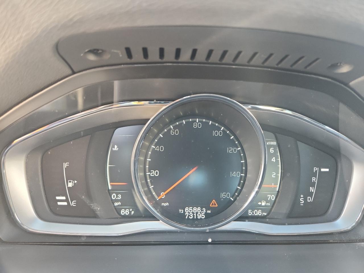 2017 VOLVO S60