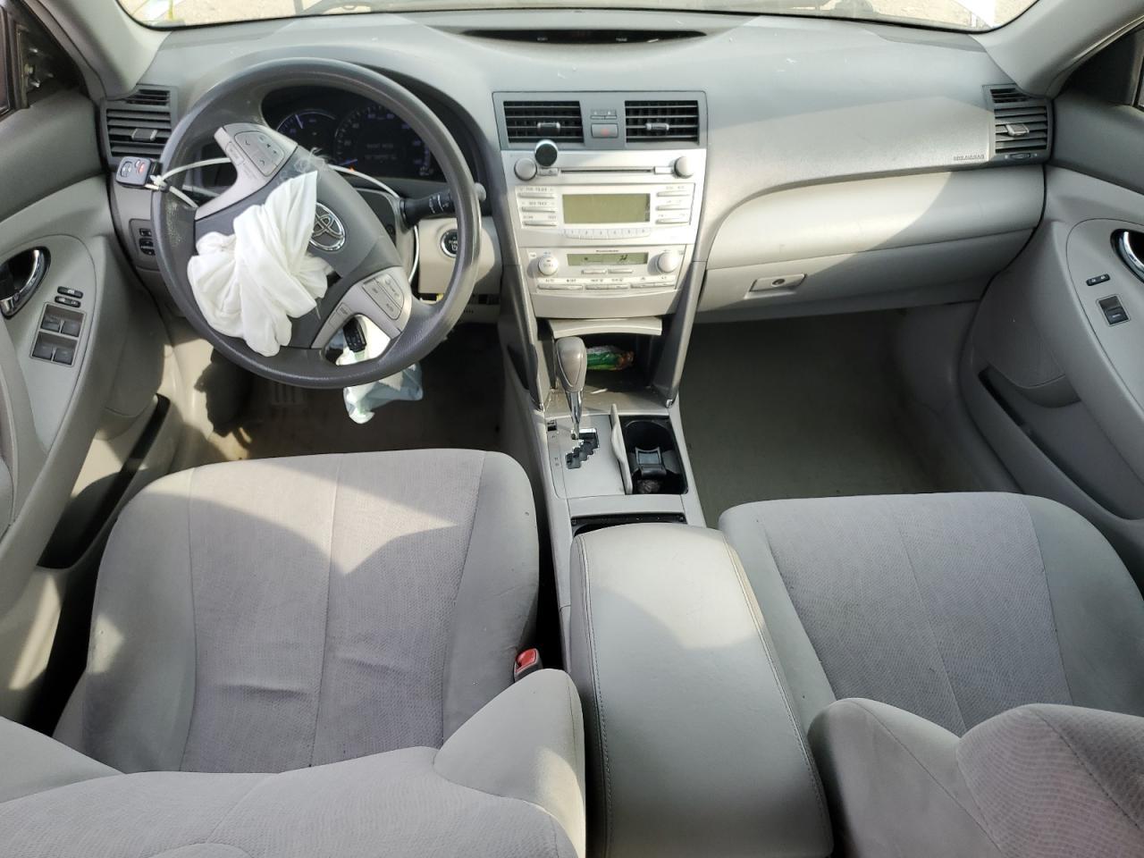 2011 TOYOTA CAMRY
