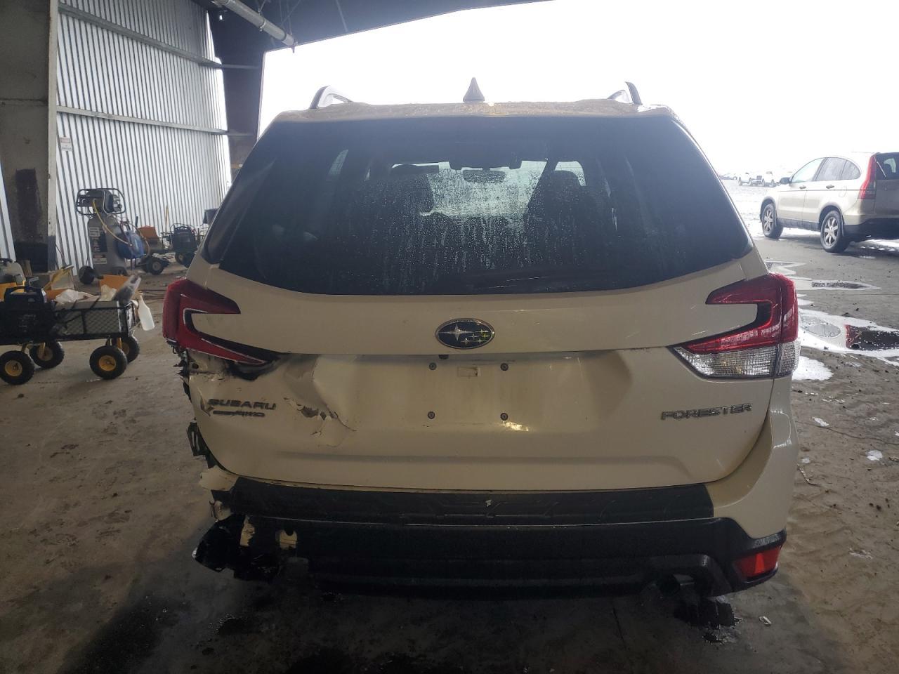 2021 SUBARU FORESTER