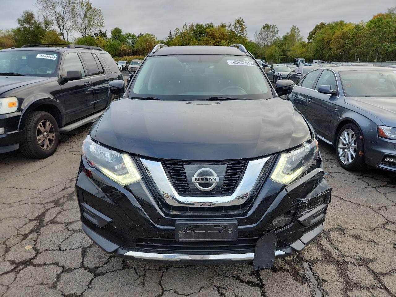 2017 NISSAN ROGUE