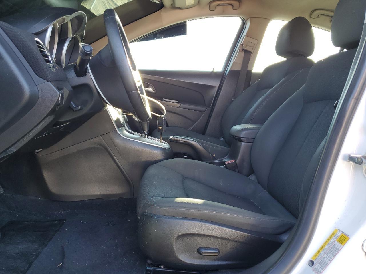 2011 CHEVROLET CRUZE