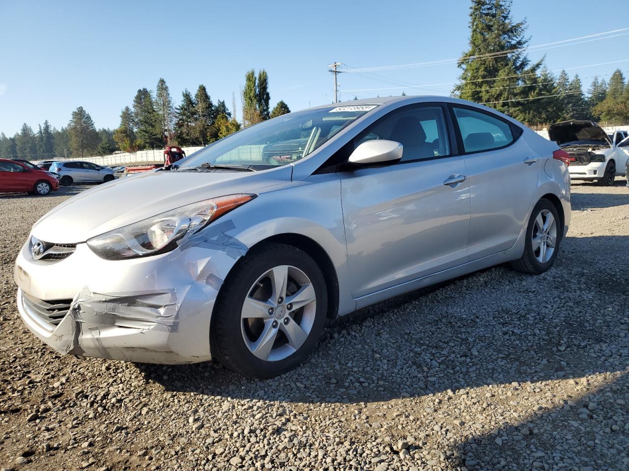 2012 HYUNDAI ELANTRA