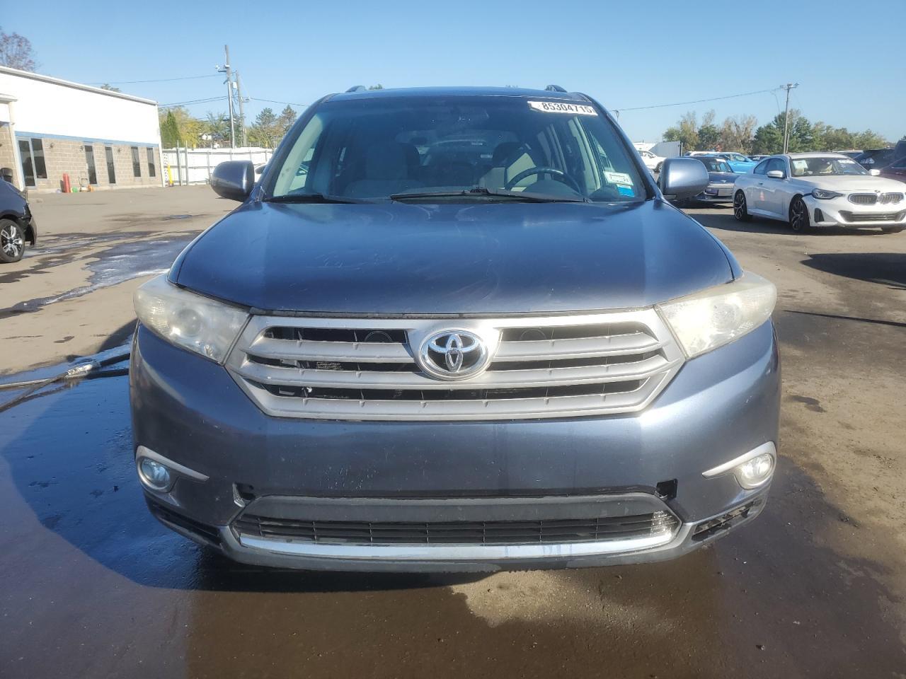 2013 TOYOTA HIGHLANDER
