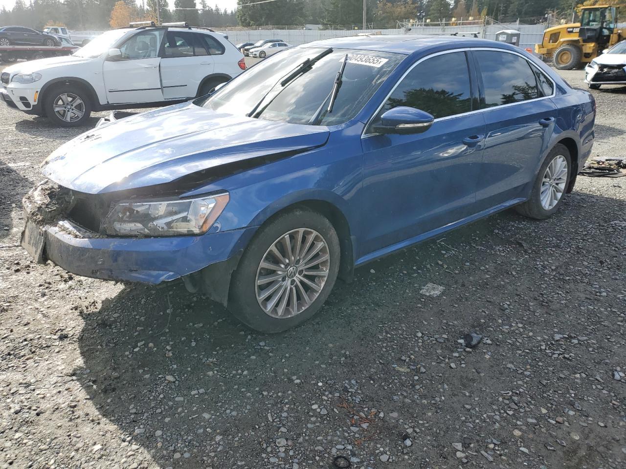 2016 VOLKSWAGEN Passat