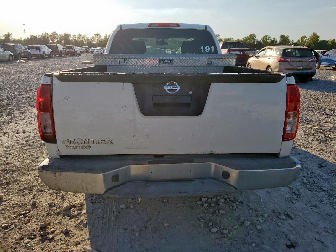 2016 NISSAN Frontier