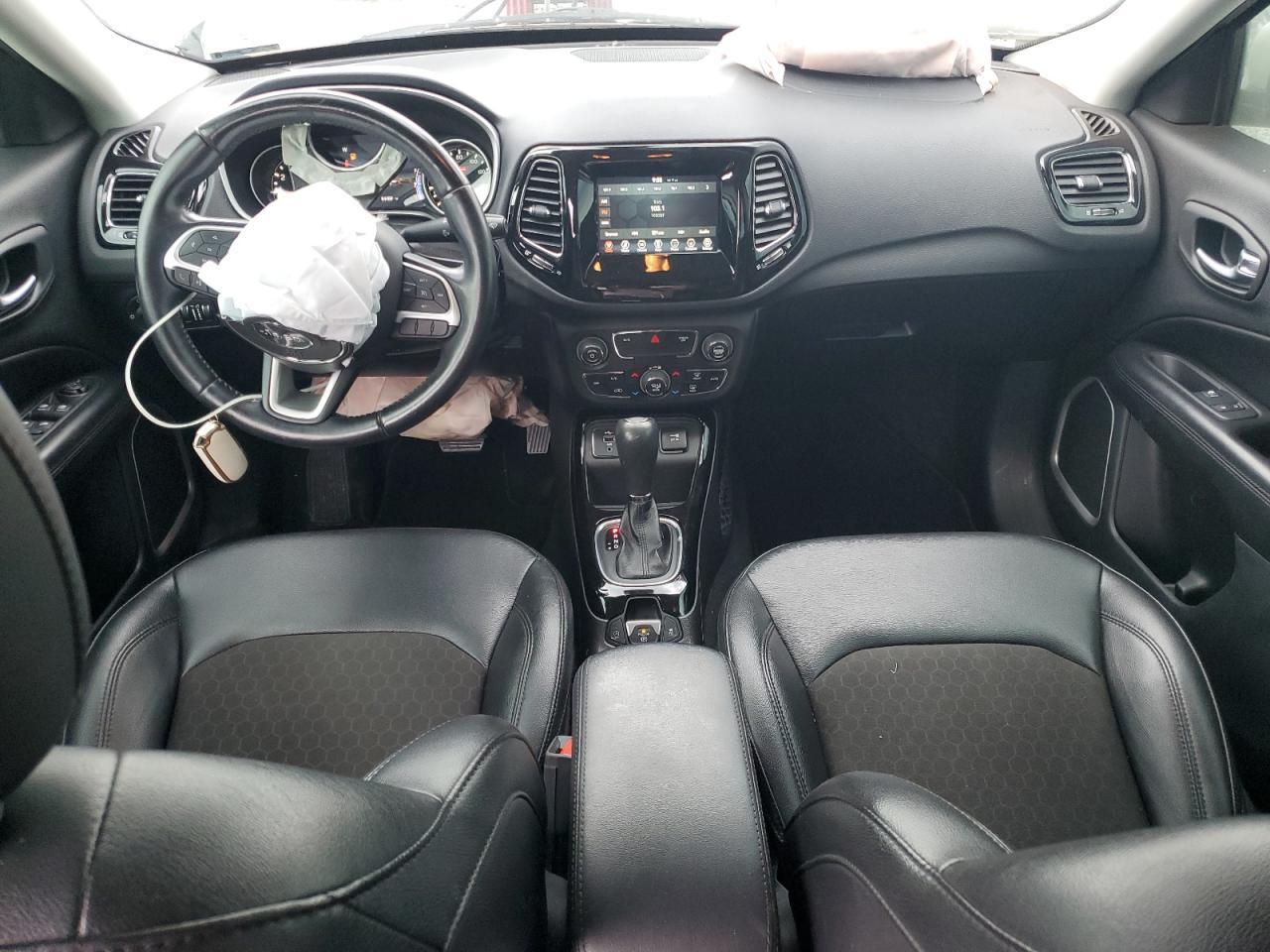 2020 JEEP Compass