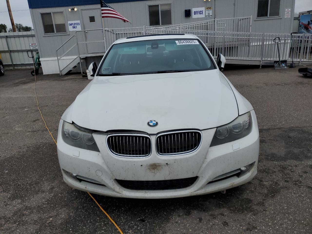 2011 BMW 3 SERIES