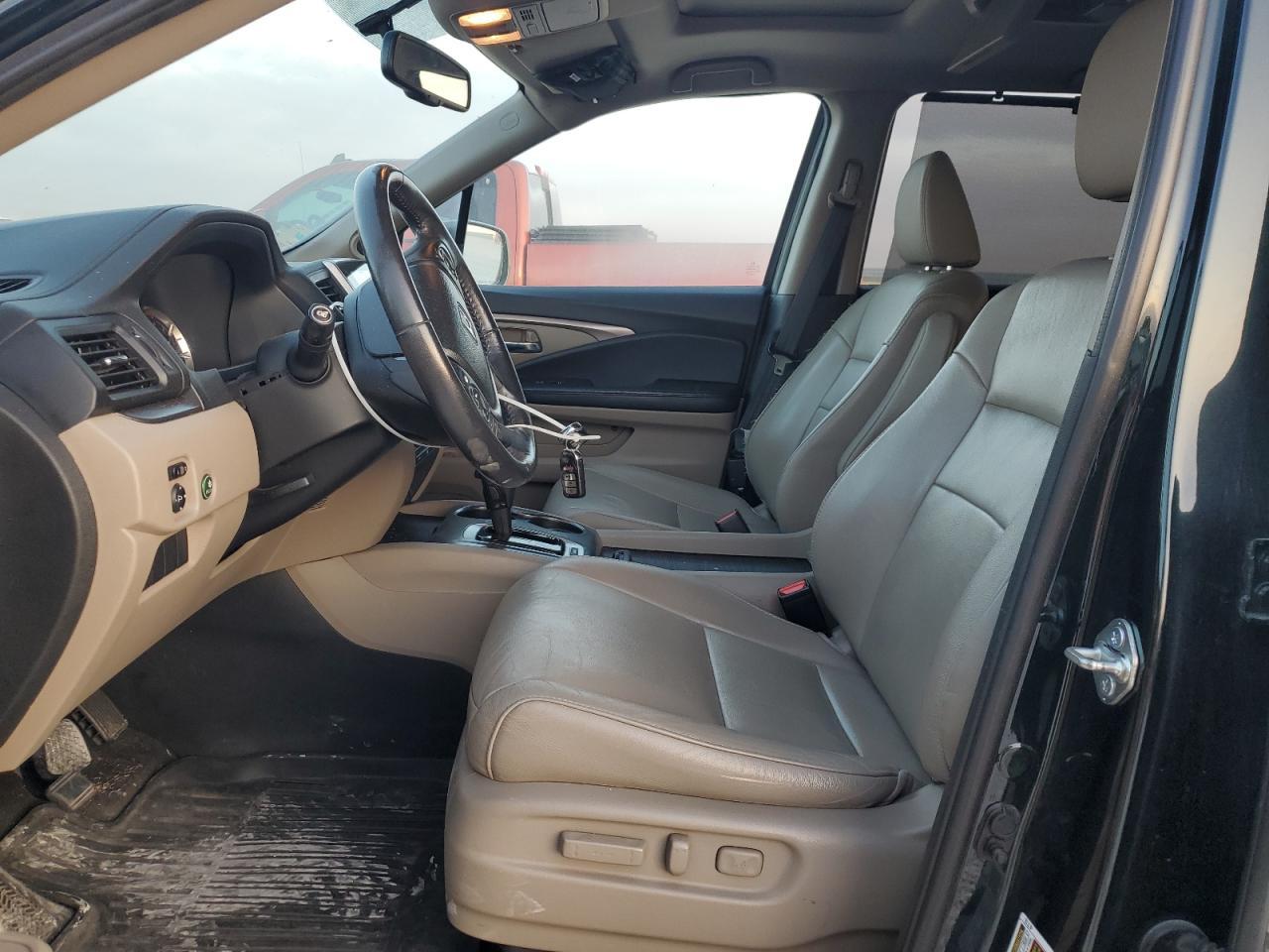 2017 HONDA PILOT