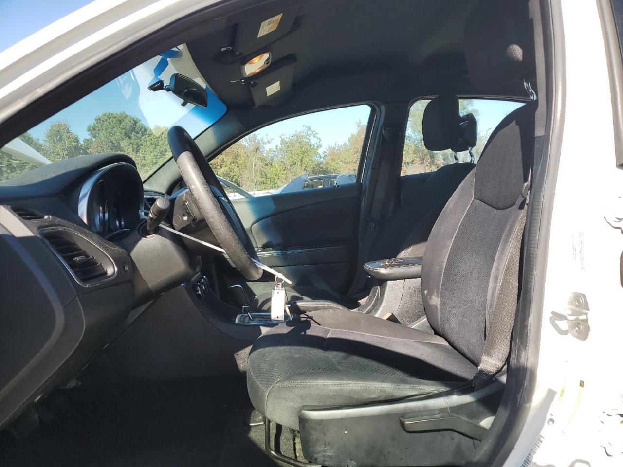 2012 CHRYSLER 200