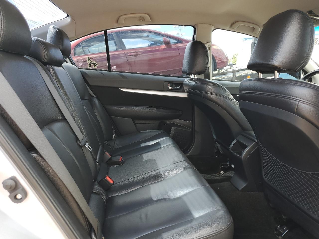 2013 SUBARU Legacy