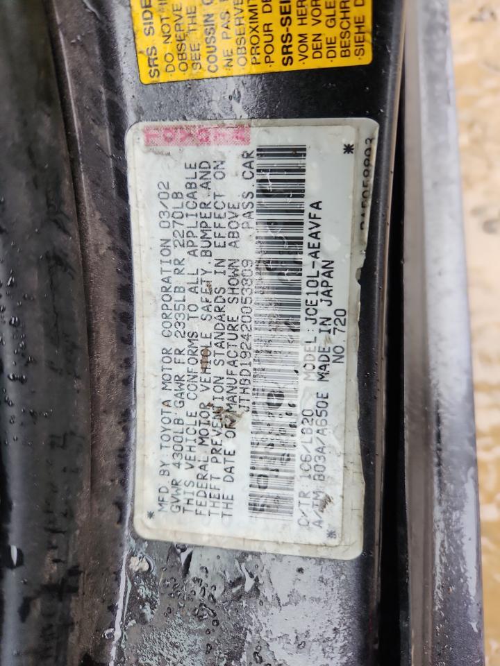 2002 LEXUS IS 300