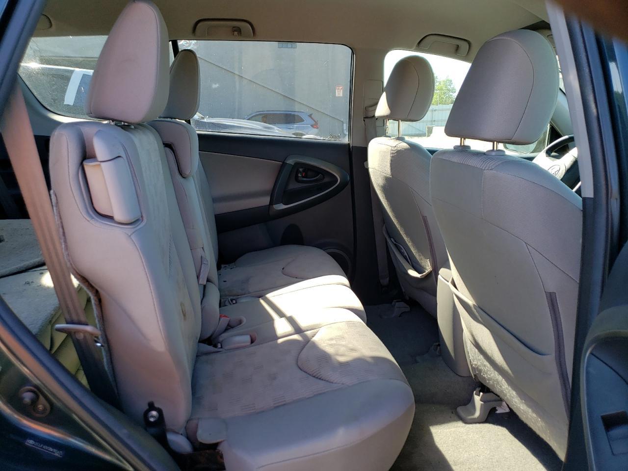 2011 TOYOTA RAV4