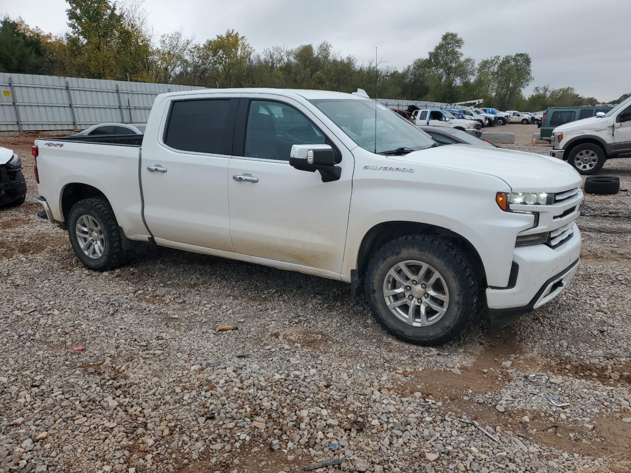2021 CHEVROLET Silverado