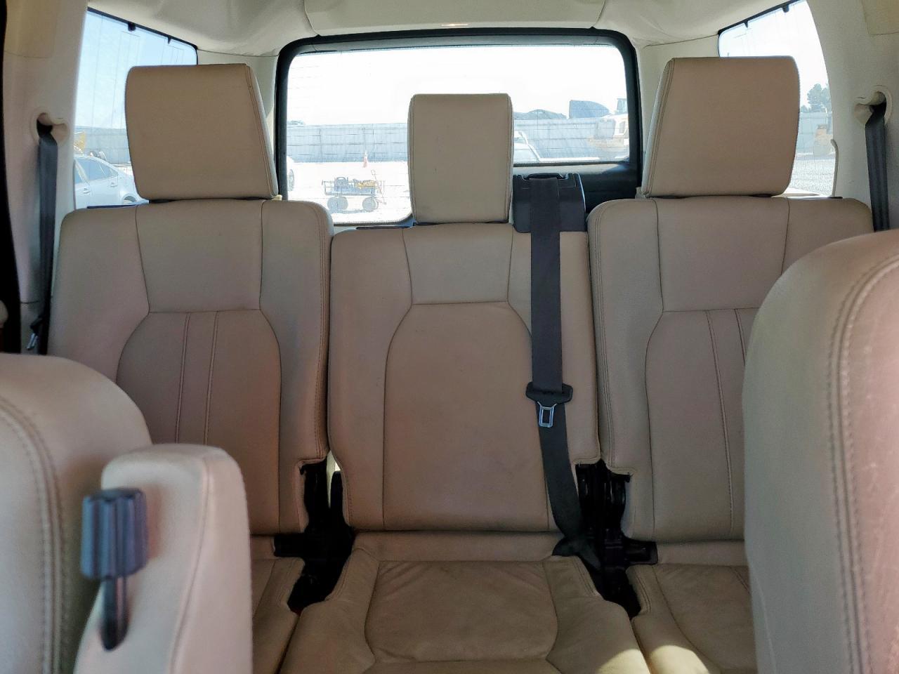 2011 LAND ROVER LR4