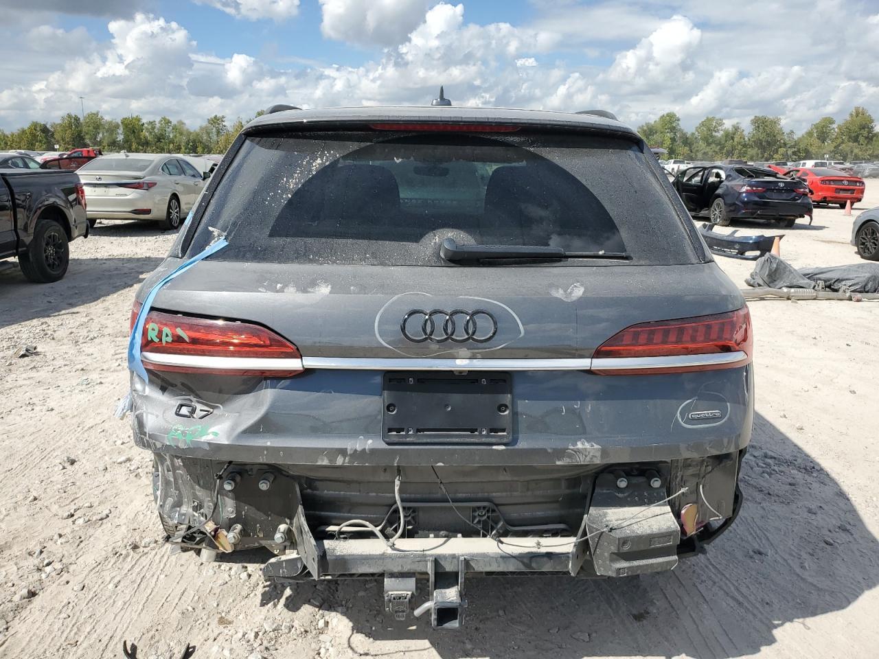 2021 AUDI Q7