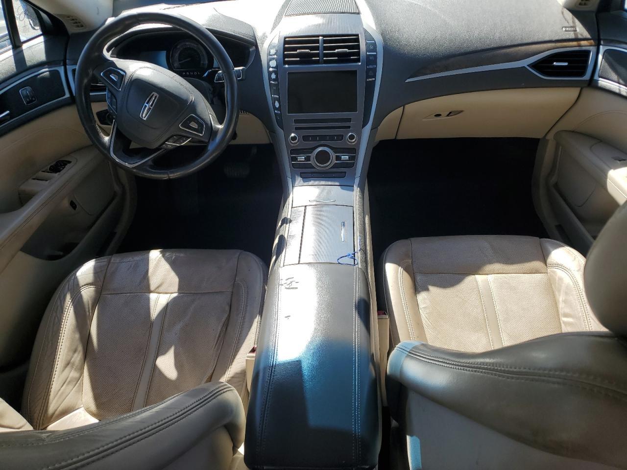 2017 LINCOLN MKZ