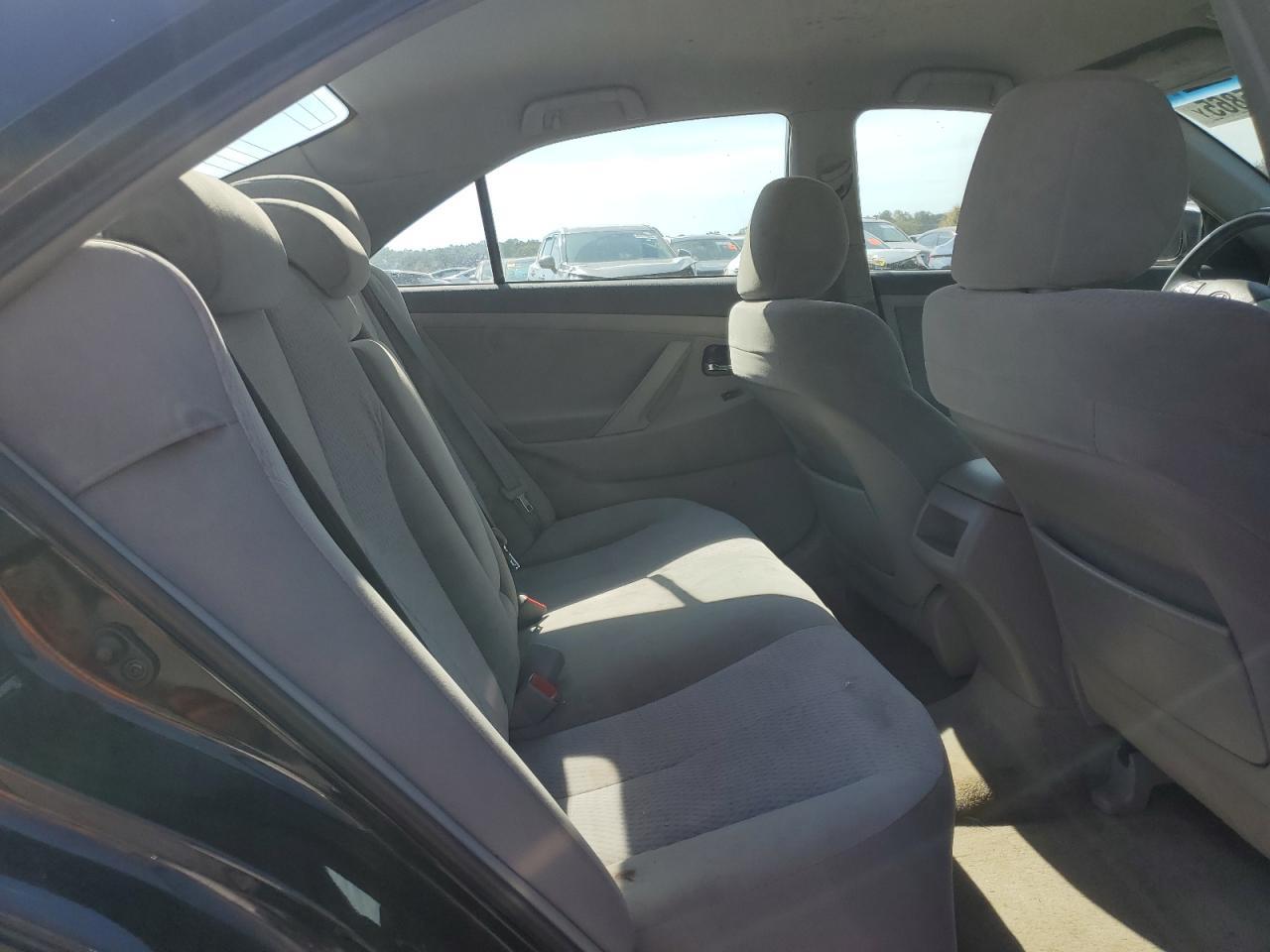 2010 TOYOTA CAMRY