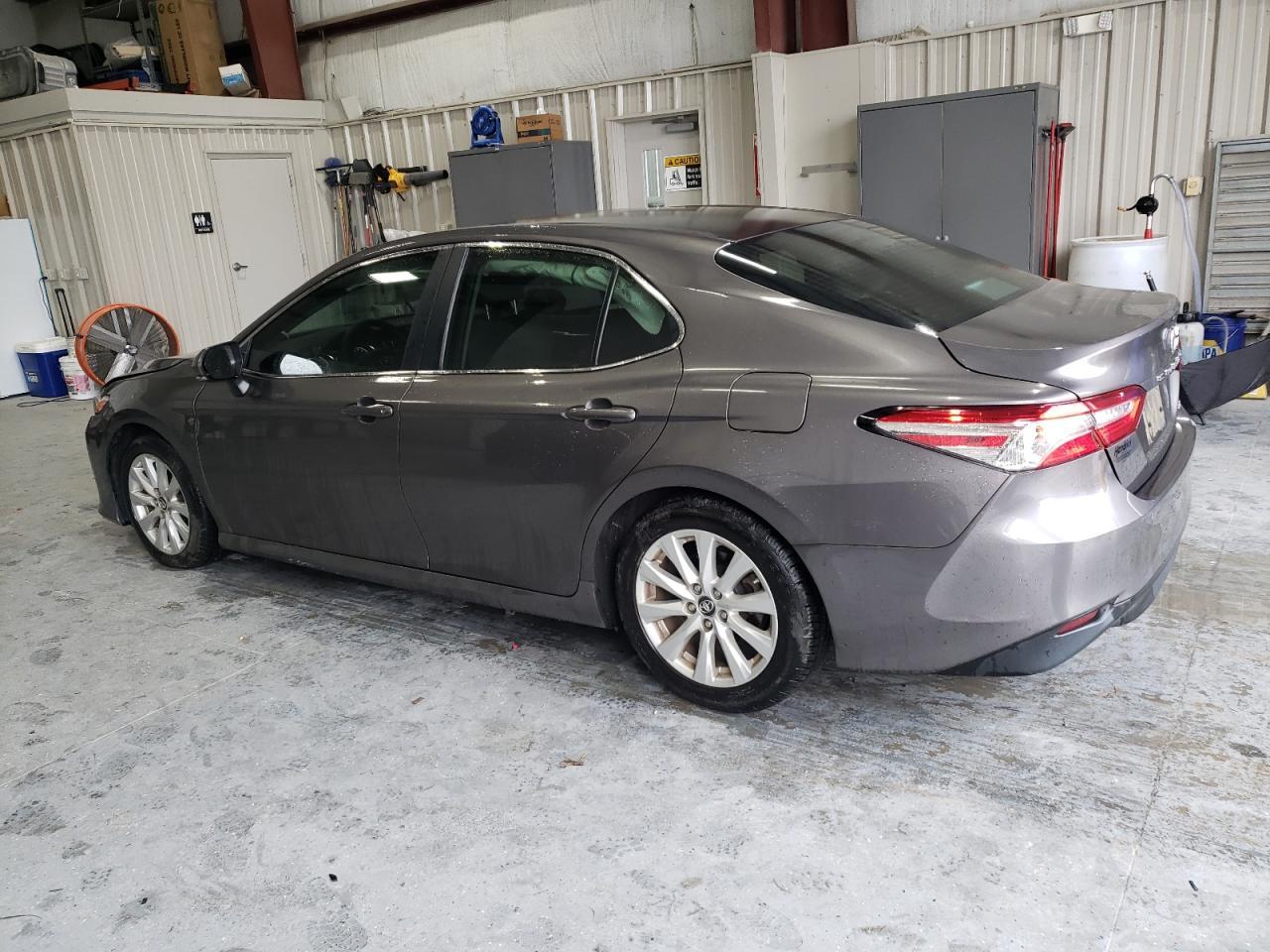 2018 TOYOTA CAMRY