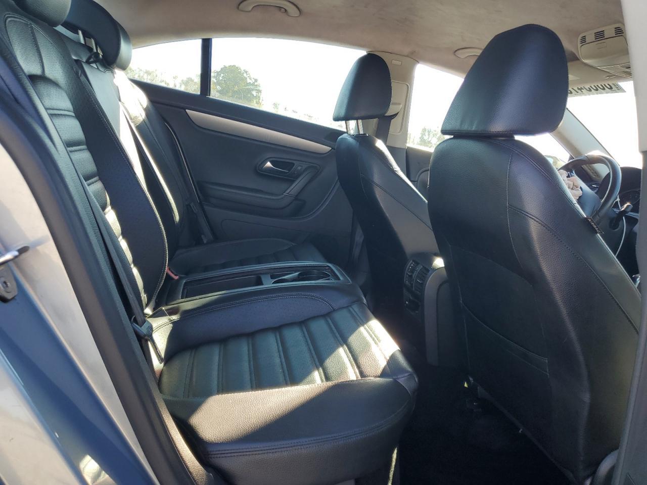 2011 VOLKSWAGEN CC