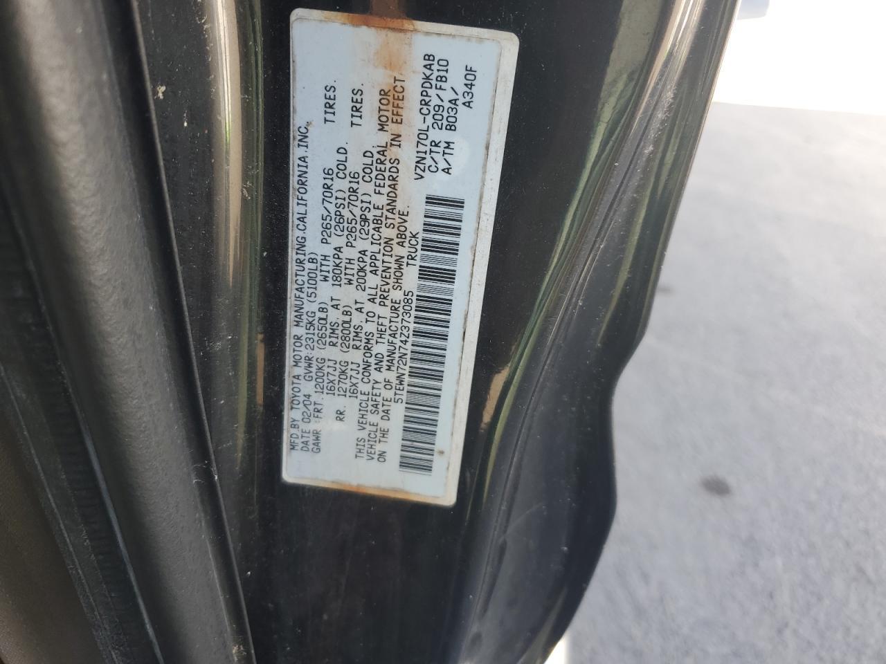 2004 TOYOTA TACOMA