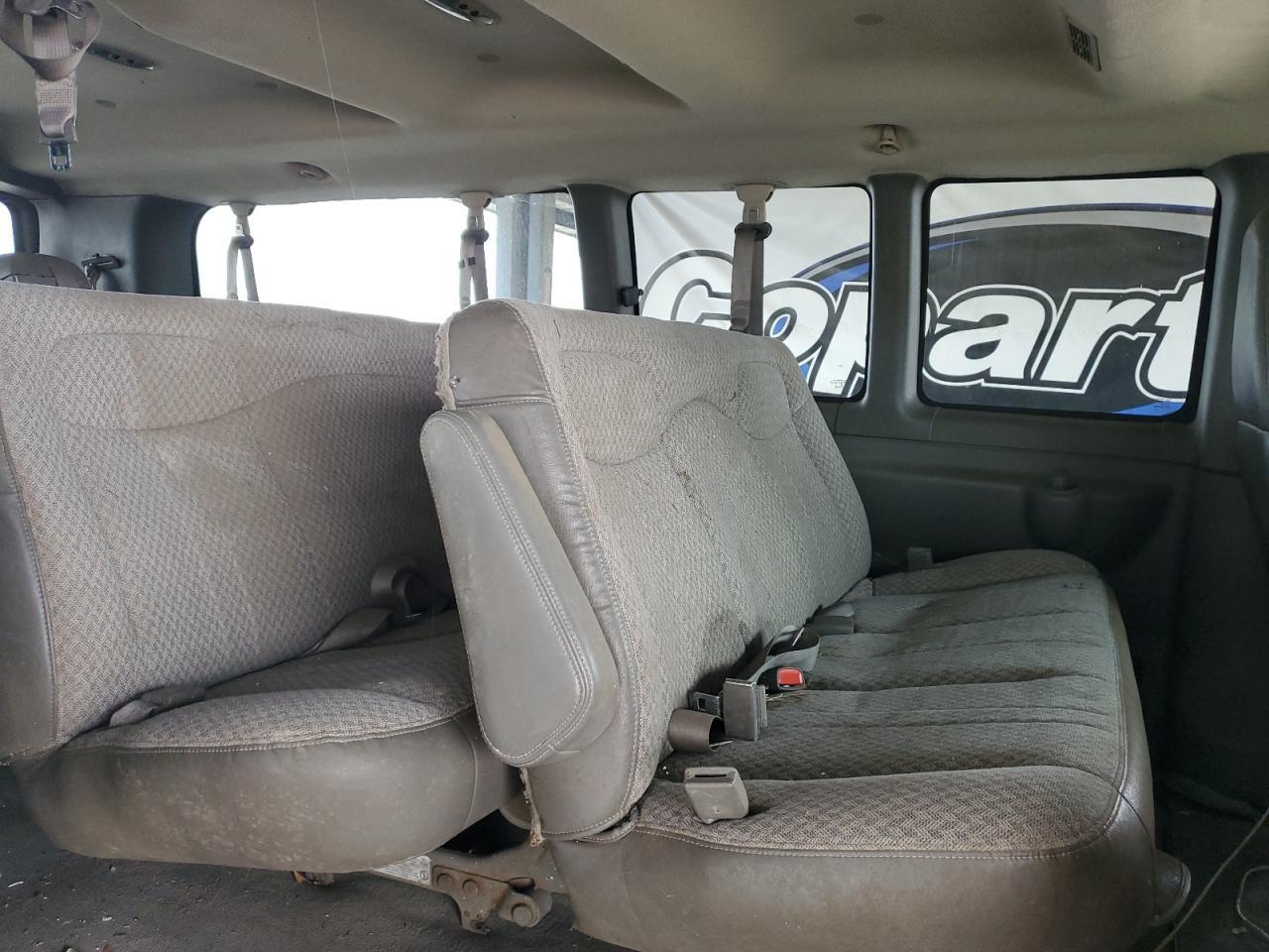 2004 GMC Savana