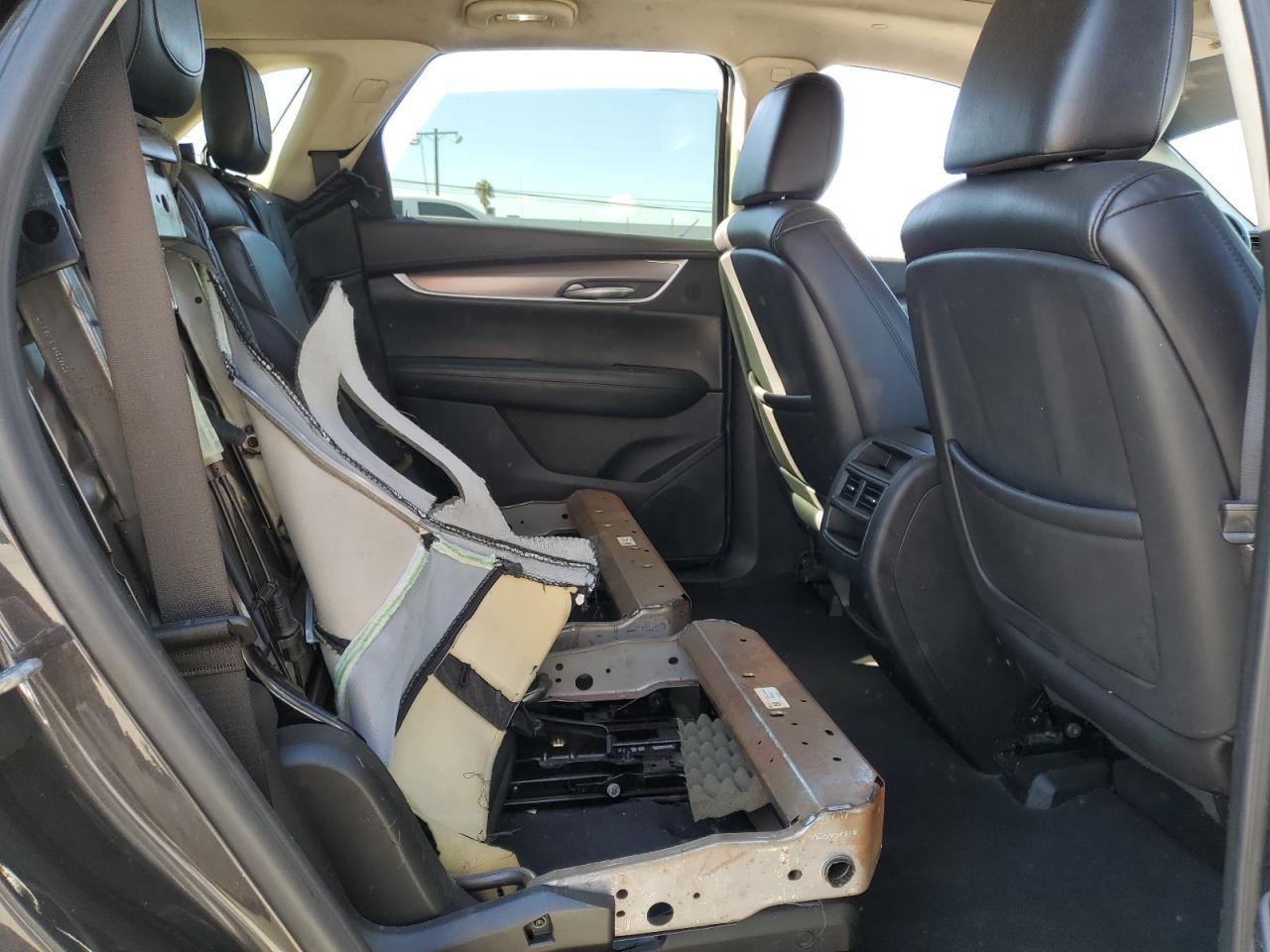 2018 CADILLAC XT5