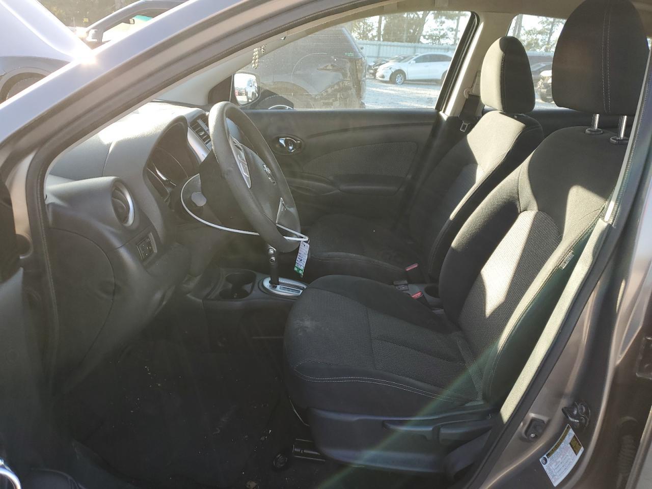 2016 NISSAN VERSA