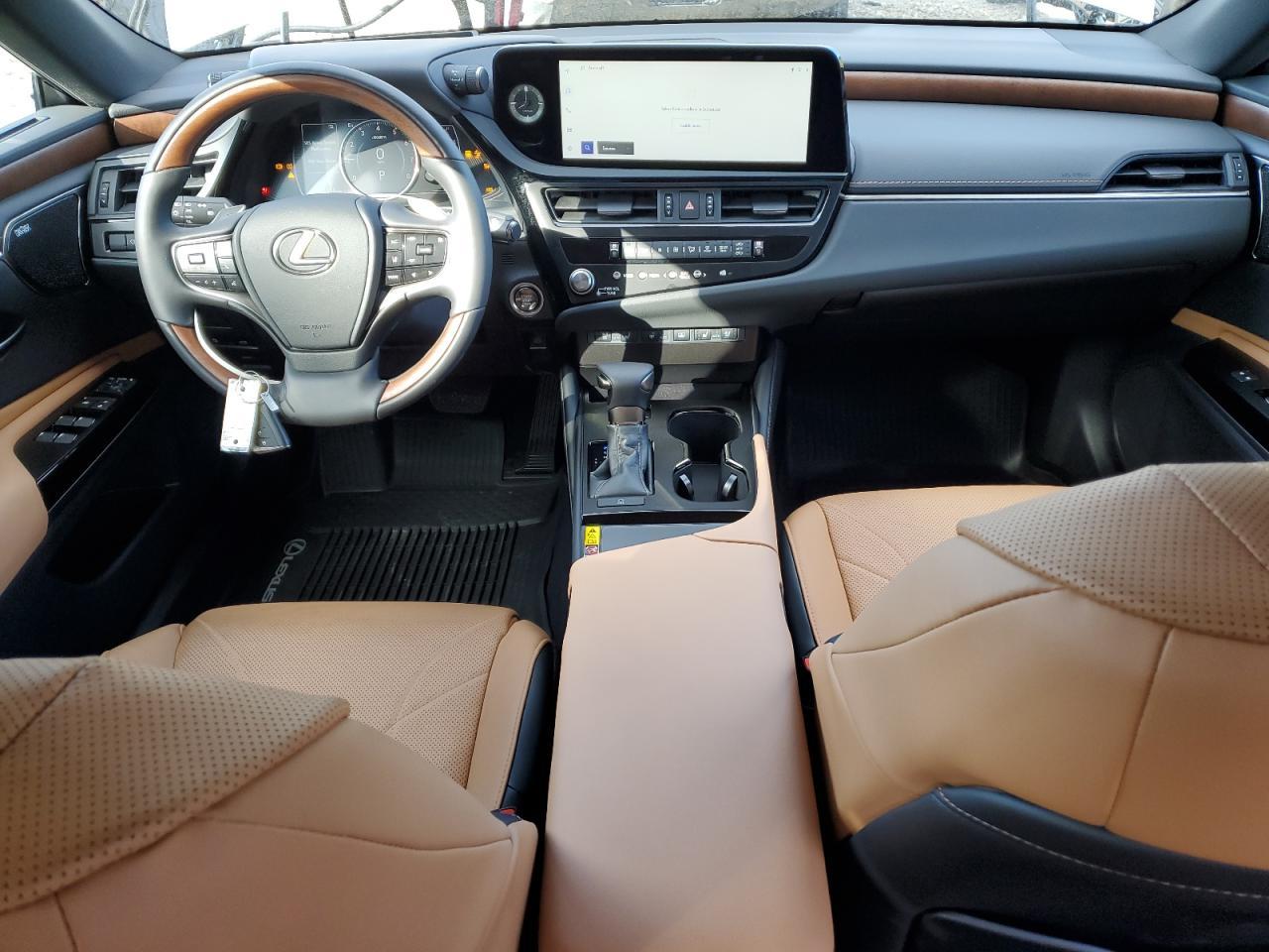 2023 LEXUS Es