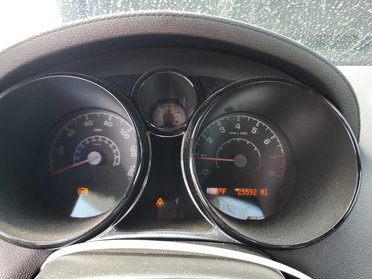 2009 SATURN Sky