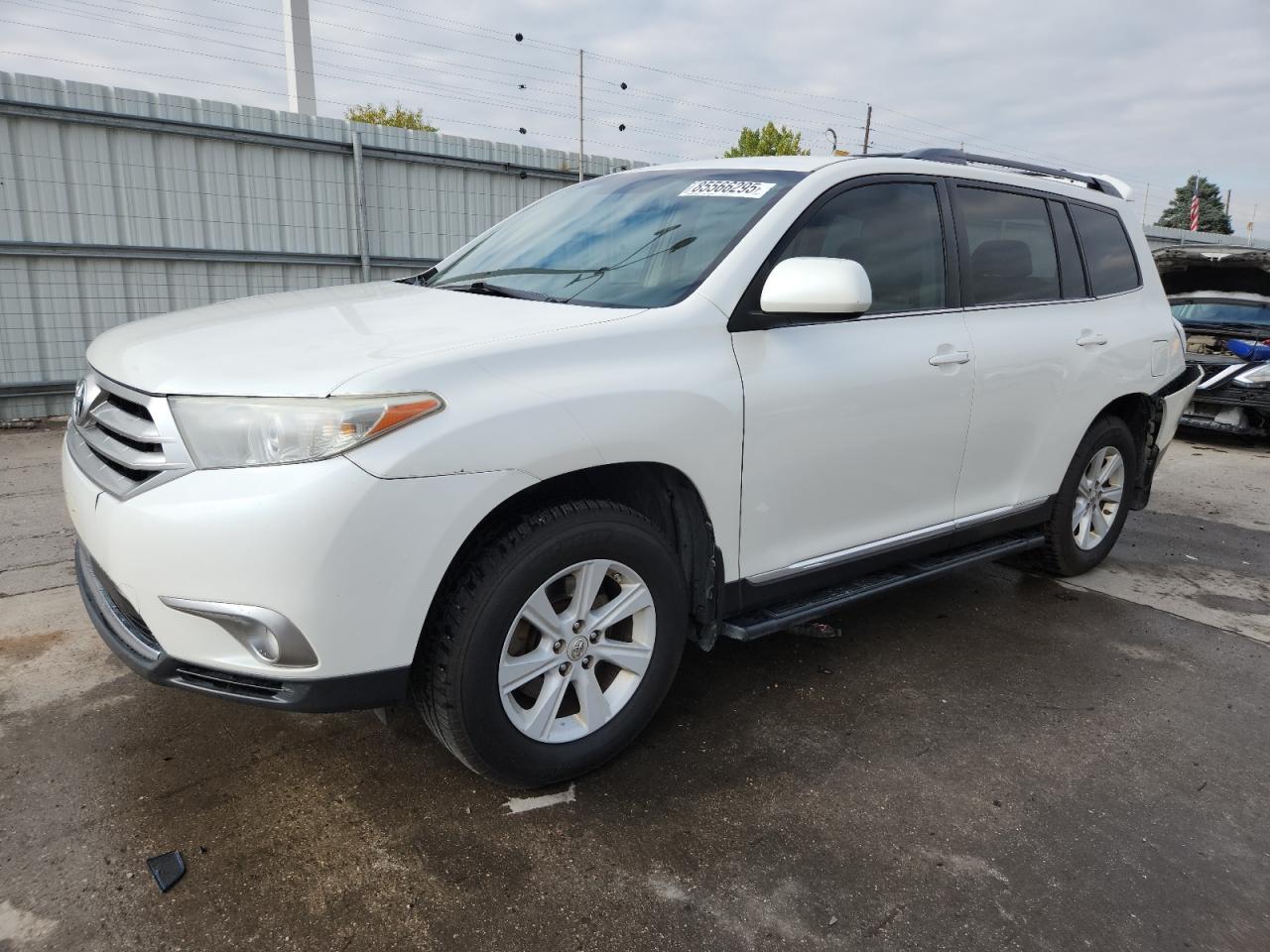 2013 TOYOTA HIGHLANDER