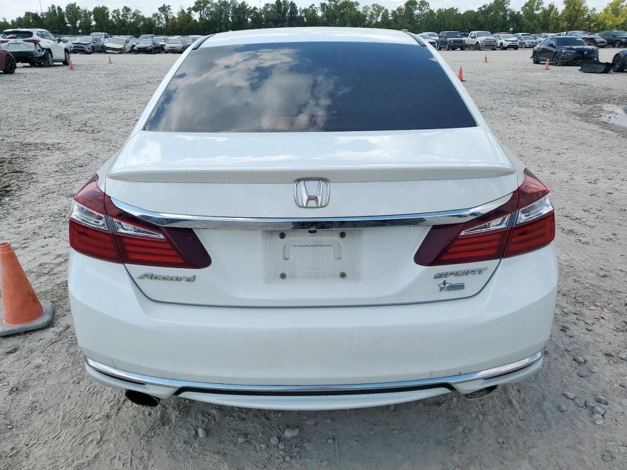 2017 HONDA ACCORD