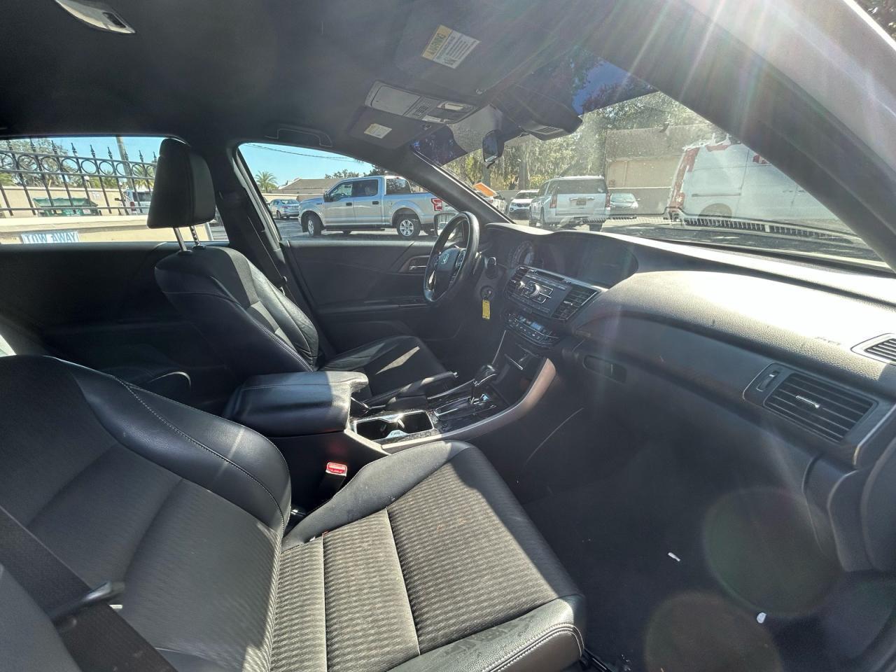 2016 HONDA ACCORD