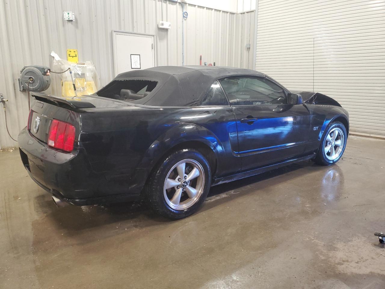 2006 FORD MUSTANG