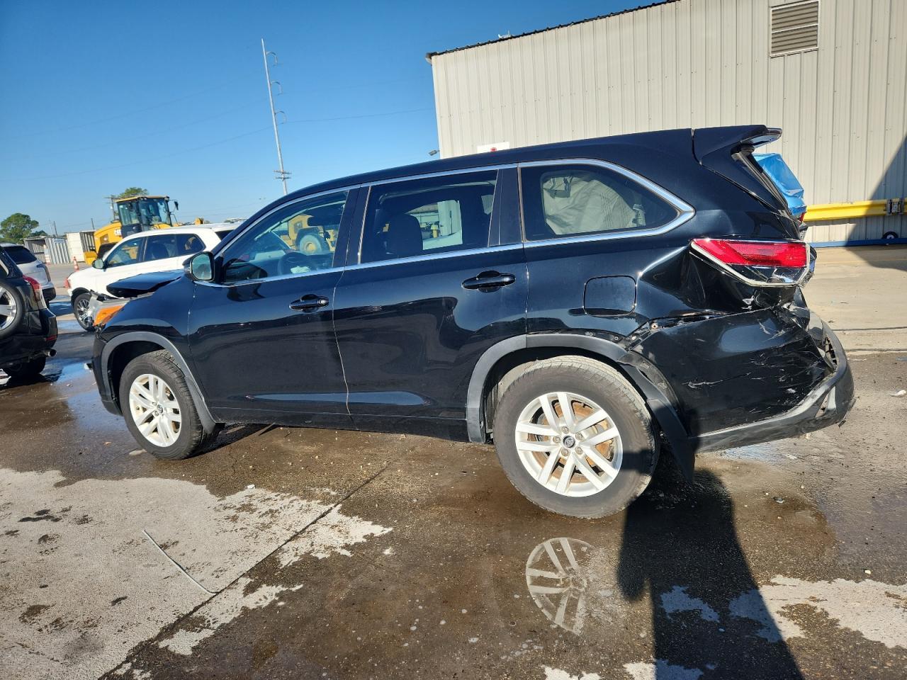 2016 TOYOTA HIGHLANDER