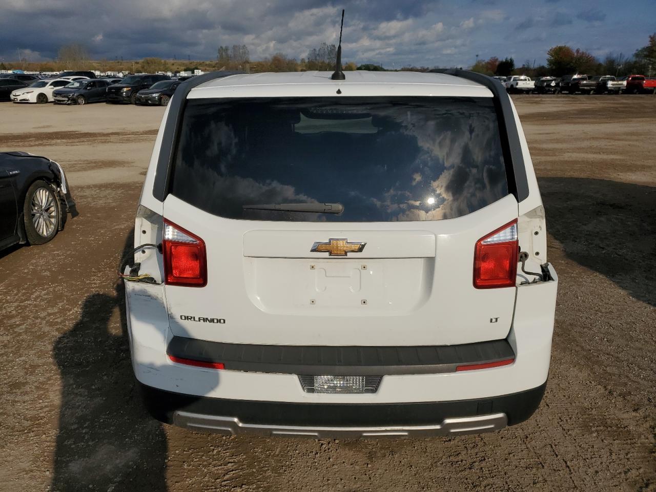 2012 CHEVROLET Orlando