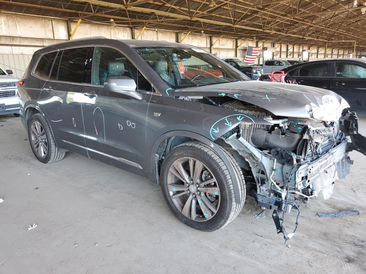 2022 CADILLAC XT6