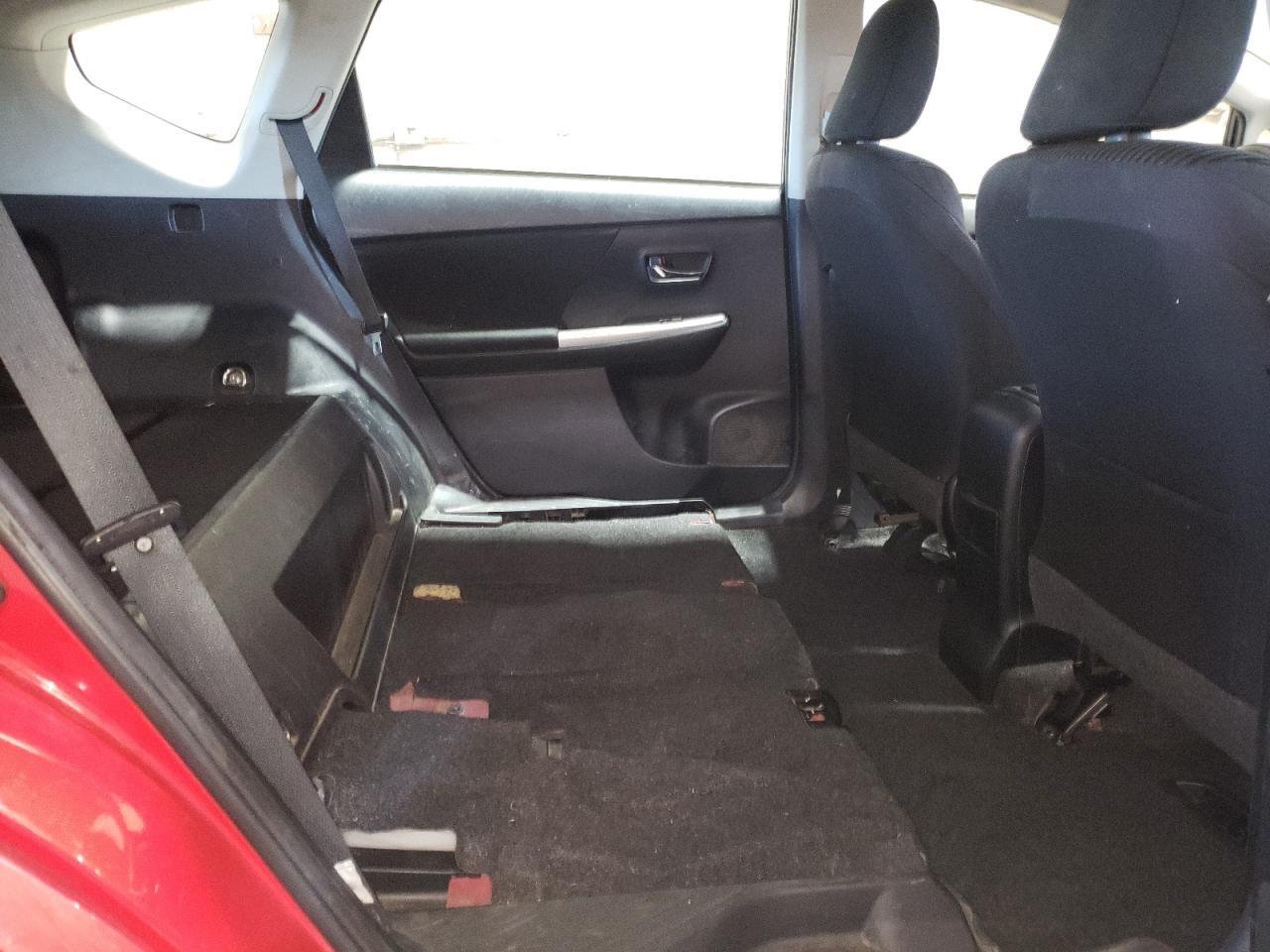 2016 TOYOTA PRIUS V