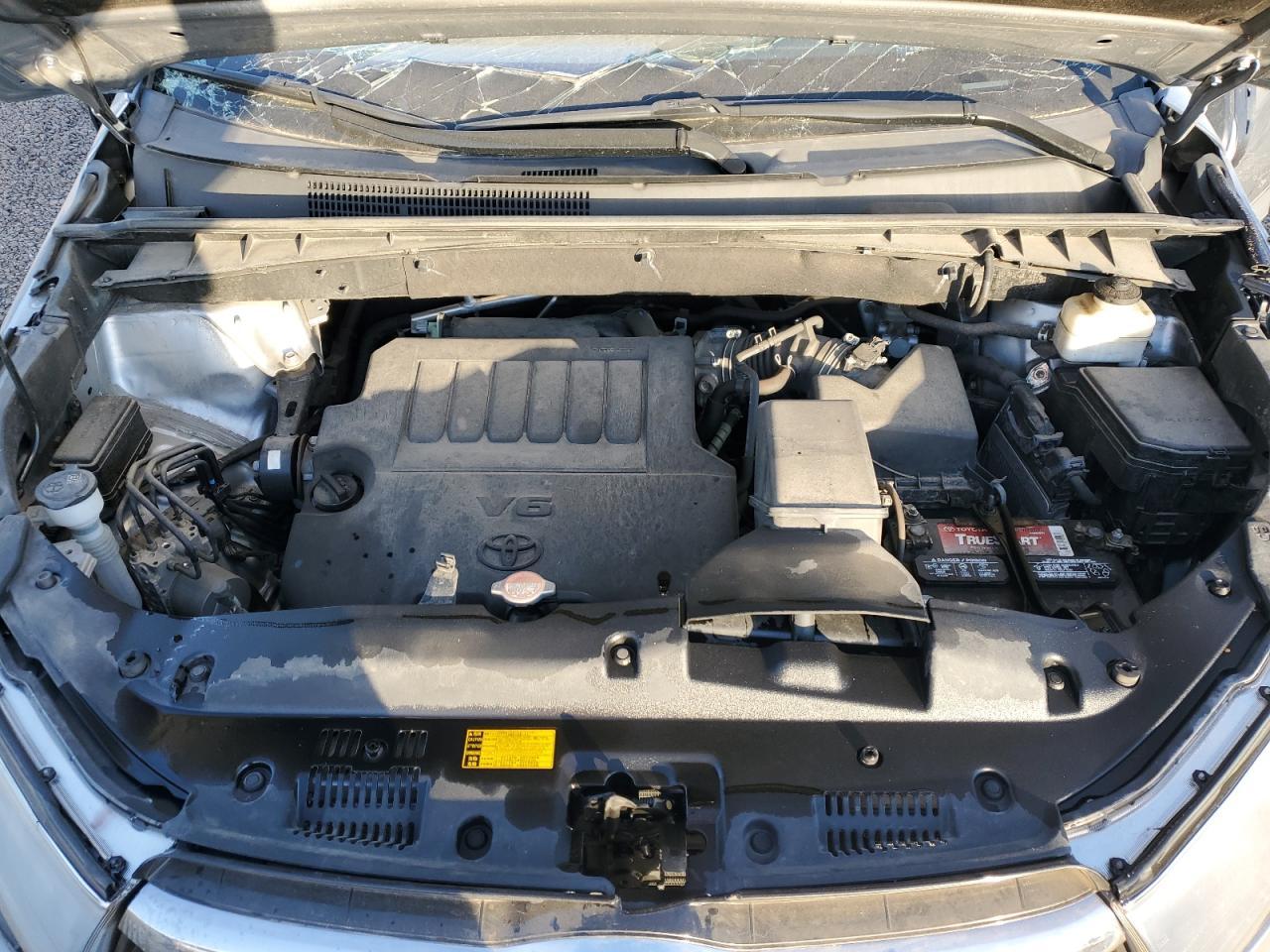 2016 TOYOTA HIGHLANDER