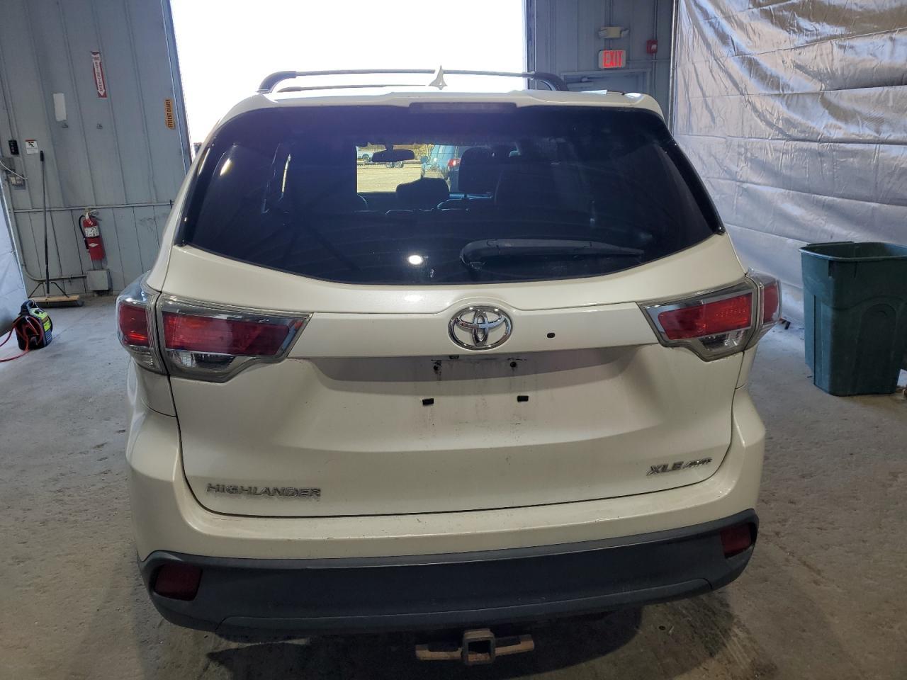 2014 TOYOTA HIGHLANDER