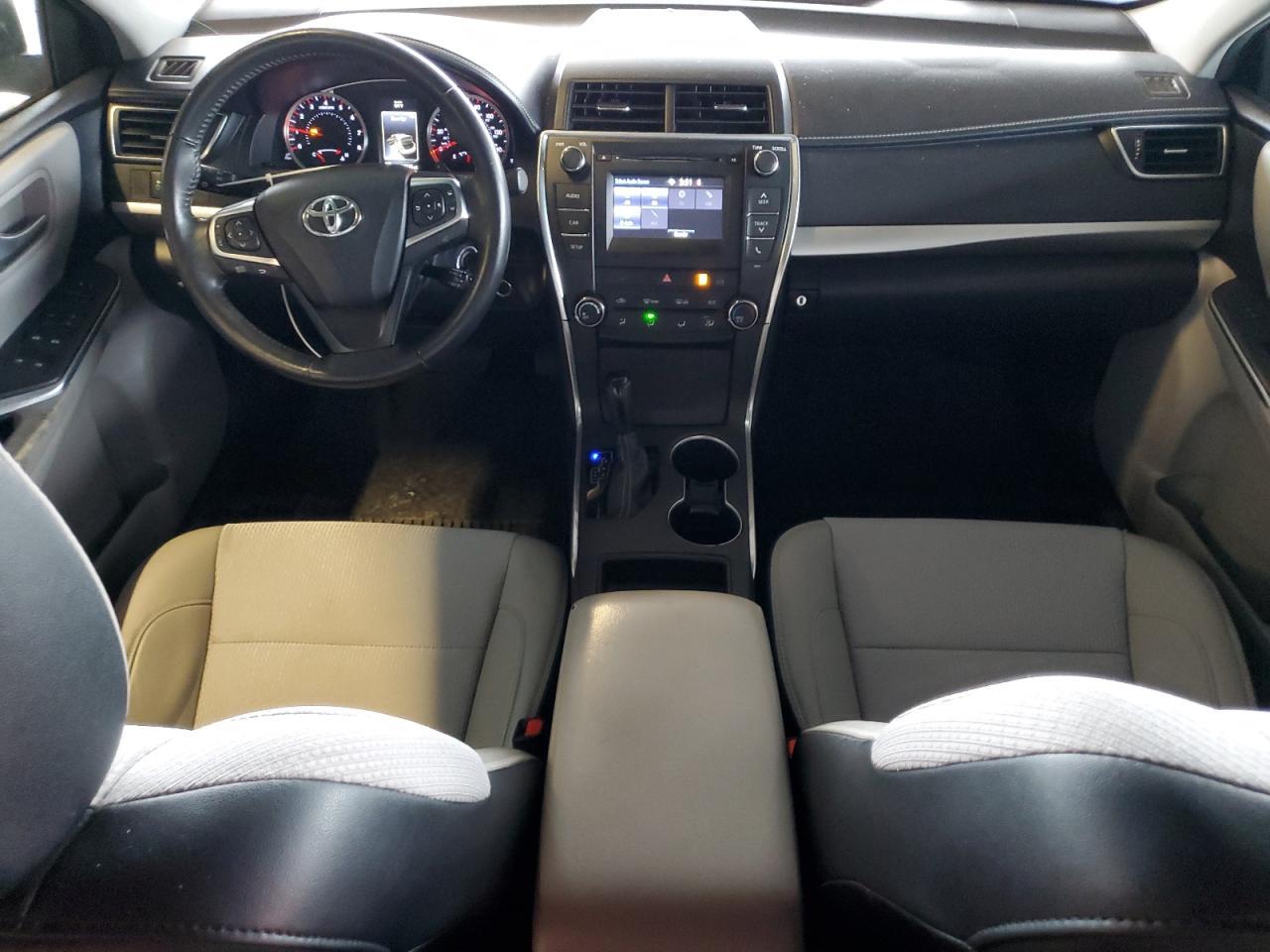 2016 TOYOTA CAMRY