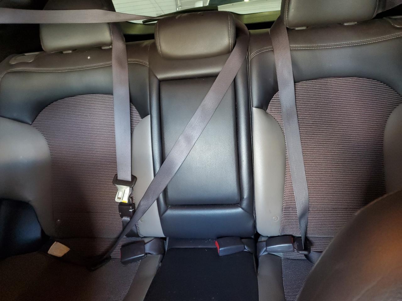 2011 HYUNDAI TUCSON