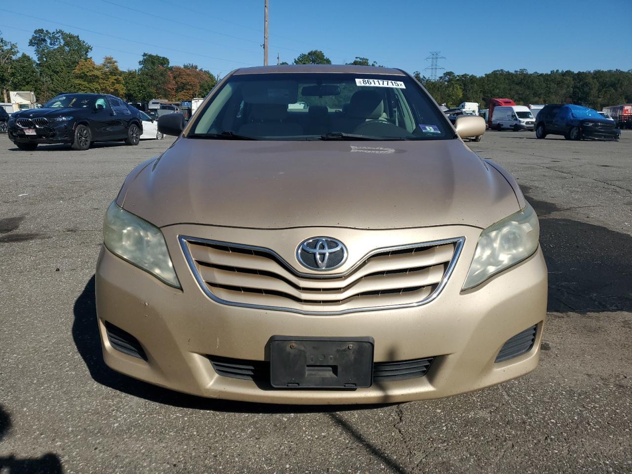 2011 TOYOTA CAMRY
