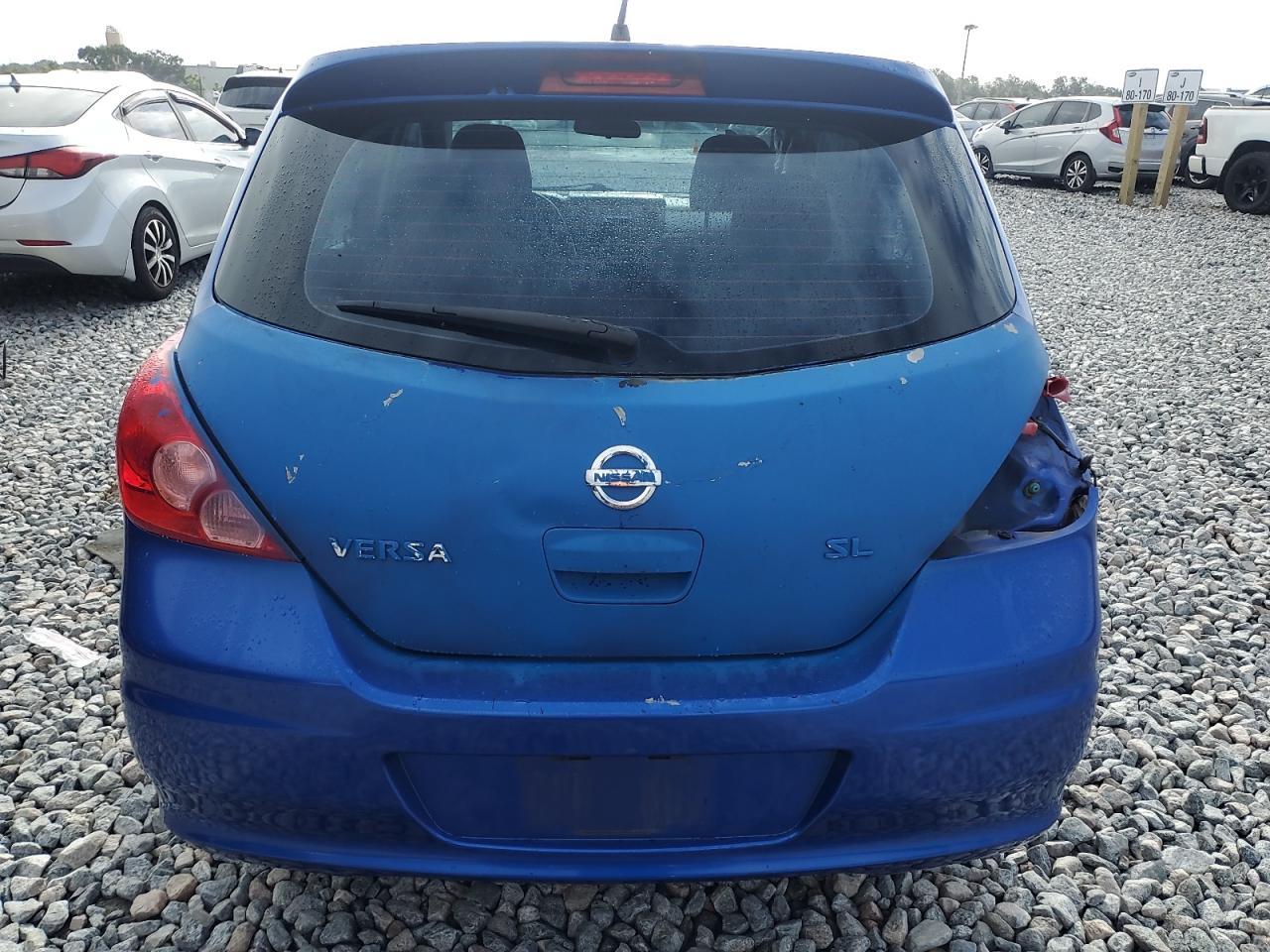 2011 NISSAN VERSA