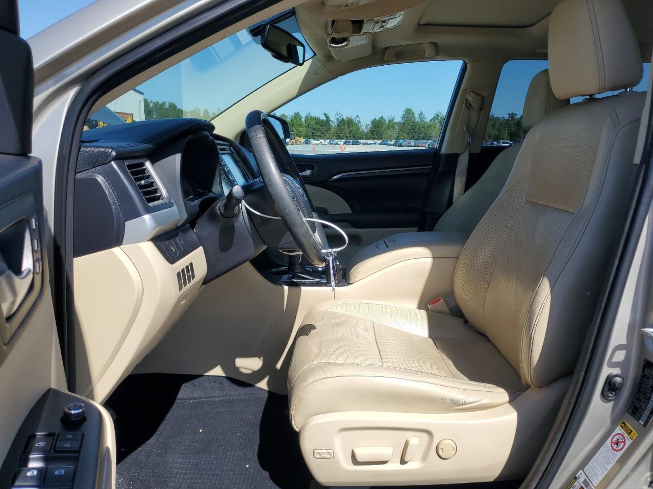 2014 TOYOTA HIGHLANDER