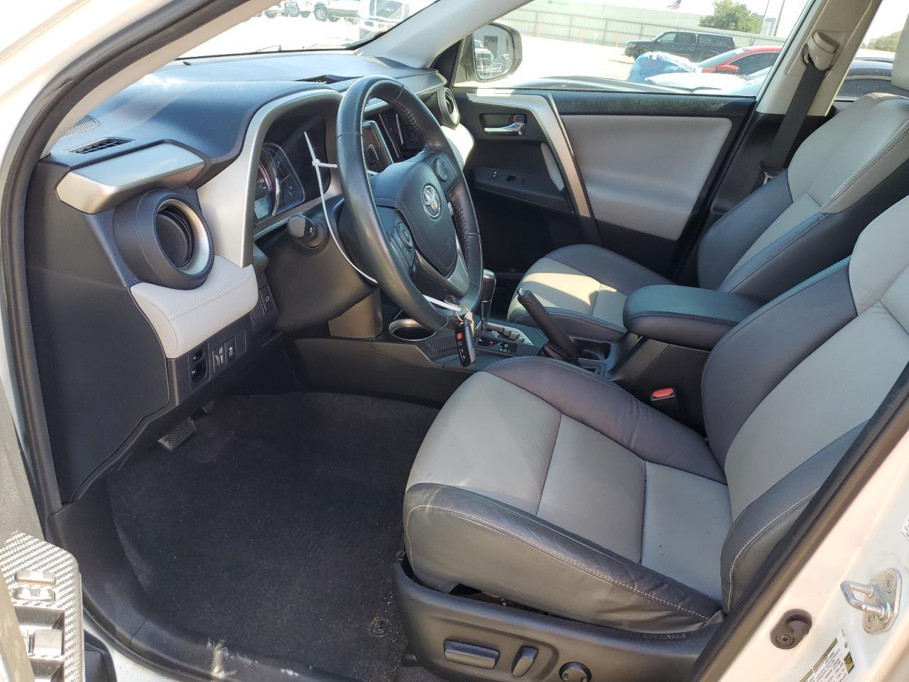 2015 TOYOTA RAV4