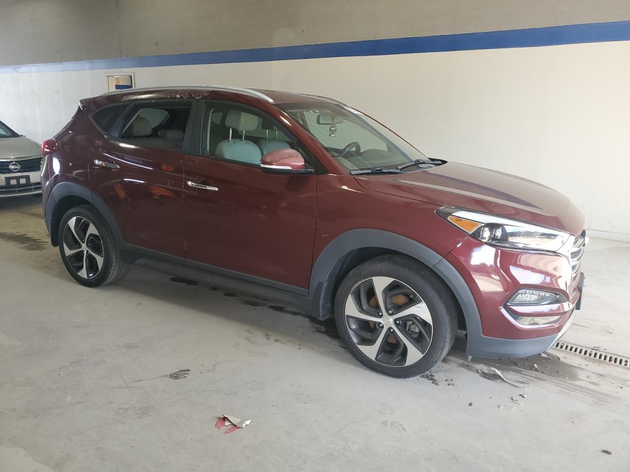 2016 HYUNDAI TUCSON