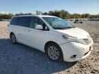 2011 TOYOTA SIENNA