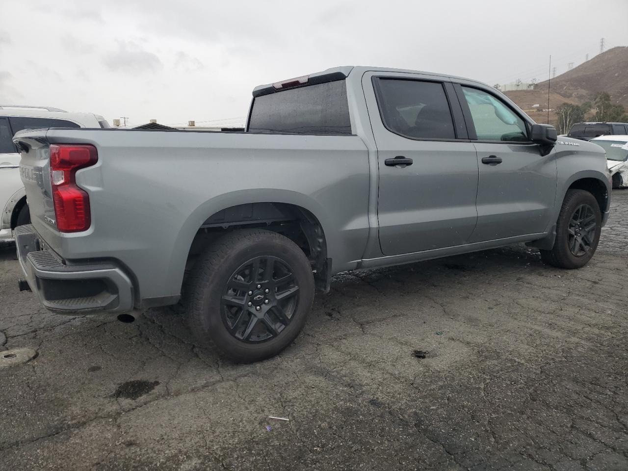 2025 CHEVROLET Silverado